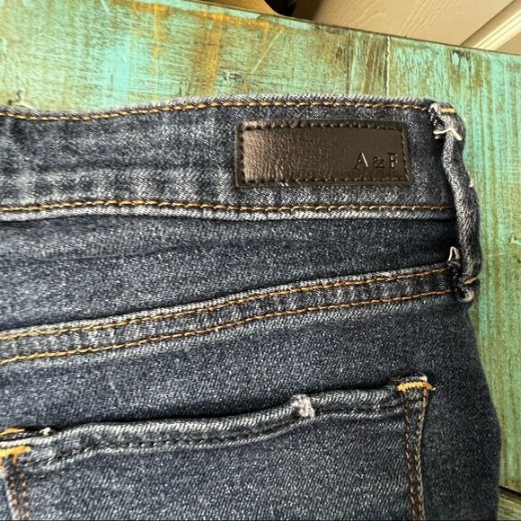 Abercrombie & Fitch Harper Low Rise Short- Size 0/25 - Picture 6 of 8